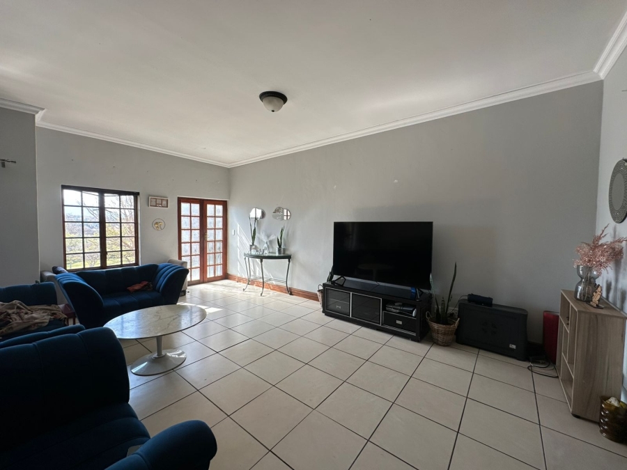 3 Bedroom Property for Sale in Meerhof North West